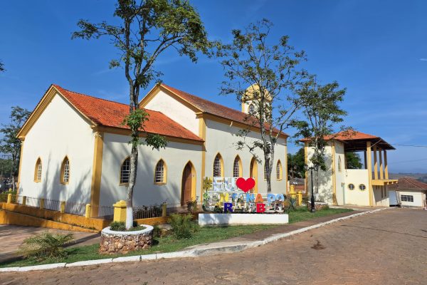 Igreja Matriz de Santana do Garambéu(1)